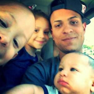 Meet your Posher, Sanchez